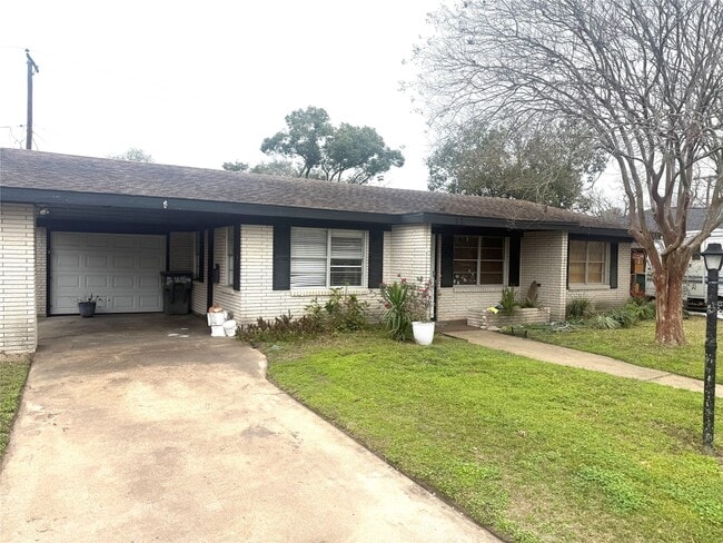 property at 12 Willow Ln