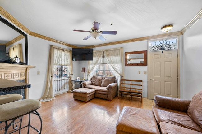 14400 Vauxhall Dr, Unit 51 in Sterling Heights, MI - Building Photo - Building Photo