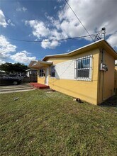 1491 NW 56th St in Miami, FL - Building Photo - Building Photo