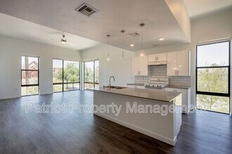 1130 N 2nd St in Phoenix, AZ - Foto de edificio - Building Photo