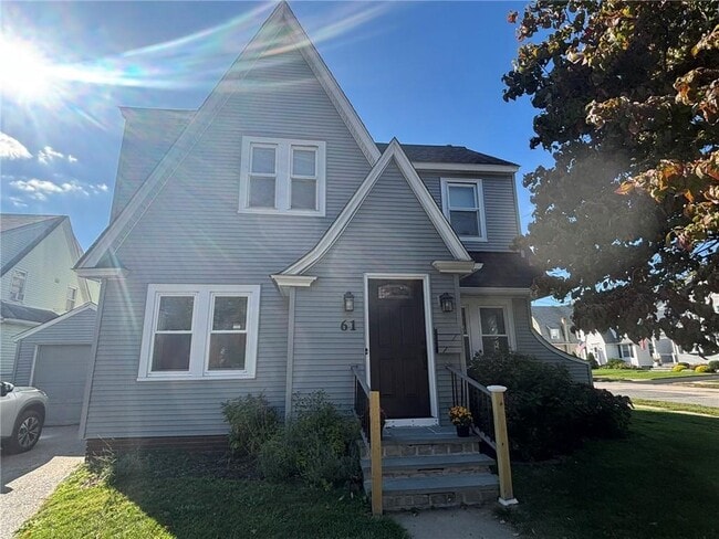 property at 61 Warwick Ave