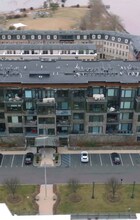 16 Rivers Edge Dr in Tarrytown, NY - Foto de edificio - Building Photo