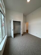 1593 E Dihedral Dr in Saint George, UT - Foto de edificio - Building Photo