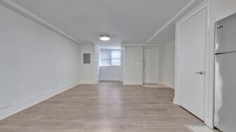 2125 N St NW, Unit A in Washington, DC - Building Photo