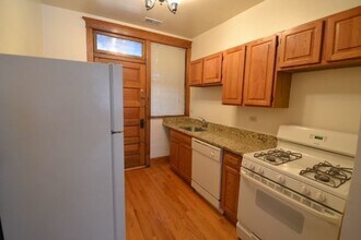 3608 N Bosworth Ave in Chicago, IL - Building Photo - Building Photo