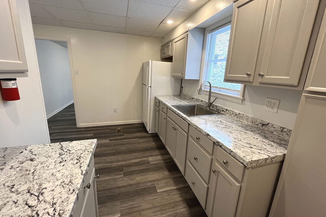 452 W Philadelphia St in York, PA - Building Photo