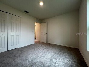 8 Roxanne Ln in Palm Coast, FL - Building Photo - Building Photo