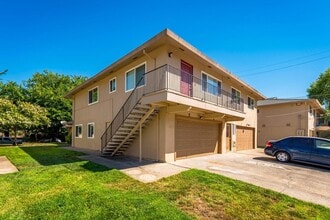 2025 Benita Dr, Unit 1 in Rancho Cordova, CA - Building Photo - Building Photo