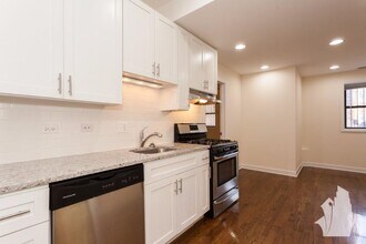 4641 N Wolcott Ave, Unit 1 in Chicago, IL - Building Photo - Building Photo