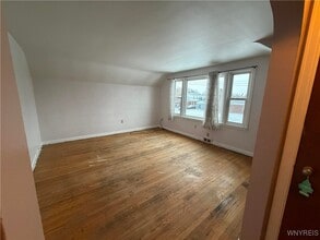 2734 Forest # Upper Ave in Niagara Falls, NY - Building Photo - Building Photo