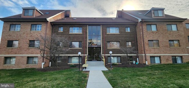 11509 Amherst Ave in Silver Spring, MD - Building Photo - Building Photo