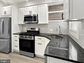 2306 Wichita Ave in Baltimore, MD - Foto de edificio - Building Photo