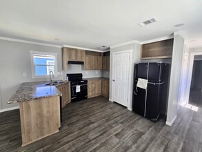 22261 McCleskey Rd in New Caney, TX - Building Photo - Building Photo