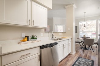 Enclave in Albuquerque, NM - Foto de edificio - Building Photo