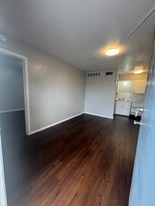 5220 Weber Rd in Corpus Christi, TX - Building Photo