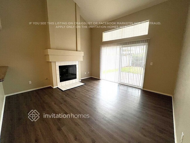 5777 El Palomino Dr in Riverside, CA - Foto de edificio - Building Photo