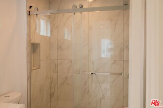419 S Clark Dr in Beverly Hills, CA - Building Photo - Building Photo