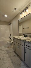 2220 Remington Ct in Greenville, NC - Building Photo - Building Photo