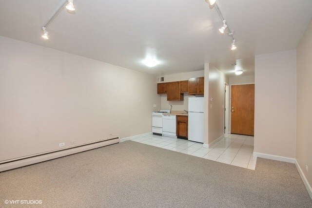 1970 Green Bay Rd in Highland Park, IL - Building Photo - Building Photo