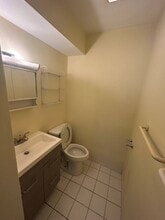 72-34 Almeda Ave in Queens, NY - Building Photo - Building Photo