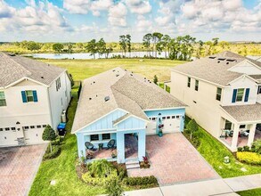 9158 Sonoma Coast Dr in Oakland, FL - Building Photo - Building Photo