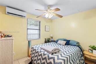 6840 SW 3rd St in Miami, FL - Building Photo - Building Photo