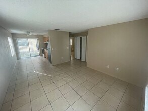5407 Maple St in New Port Richey, FL - Building Photo - Building Photo