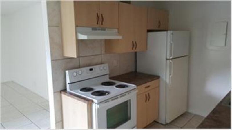 1333 S Dixie Hwy in Deerfield Beach, FL - Building Photo