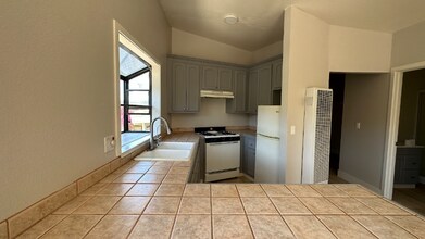 43 Laureles Grade in Salinas, CA - Building Photo - Building Photo