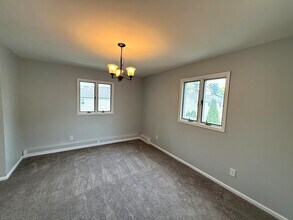44 Willow Wood Ct, Unit 1 in East Rutherford, NJ - Building Photo - Building Photo