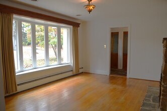 45 Emerson Rd in Severna Park, MD - Foto de edificio - Building Photo