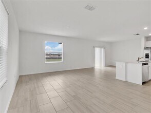 8505 Bella Mar Trl E in Parrish, FL - Building Photo - Building Photo