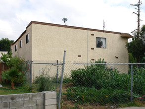 1421 Virginia Ave in Ontario, CA - Foto de edificio - Building Photo
