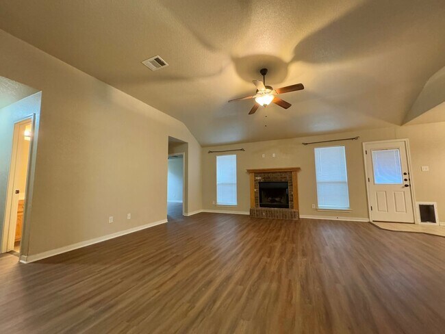 6508 Deorsam Loop in Killeen, TX - Building Photo - Building Photo