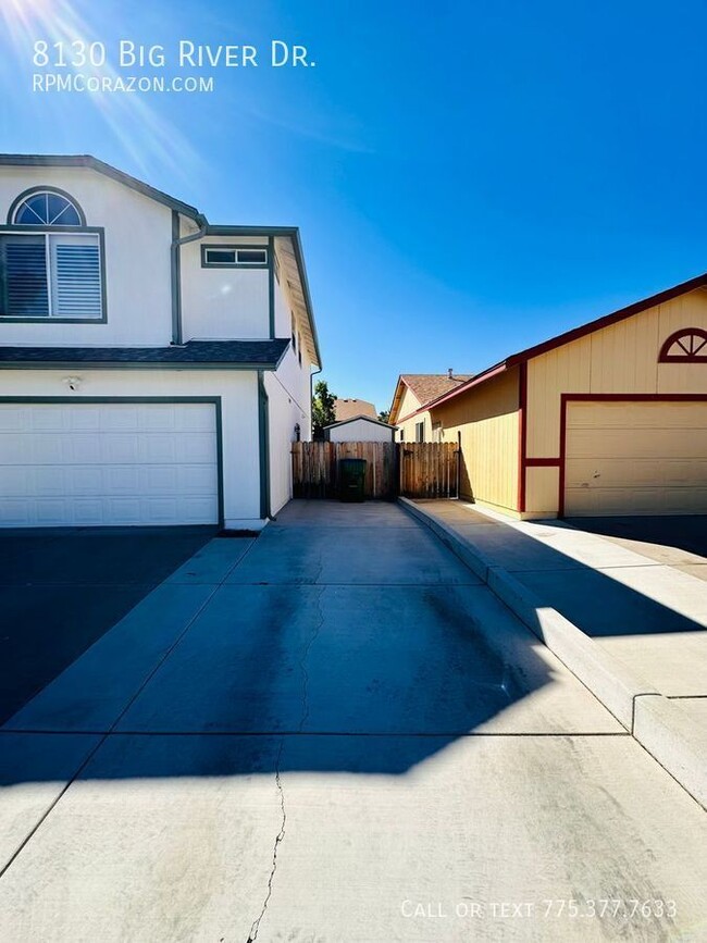 8130 Big River Dr in Reno, NV - Building Photo - Building Photo