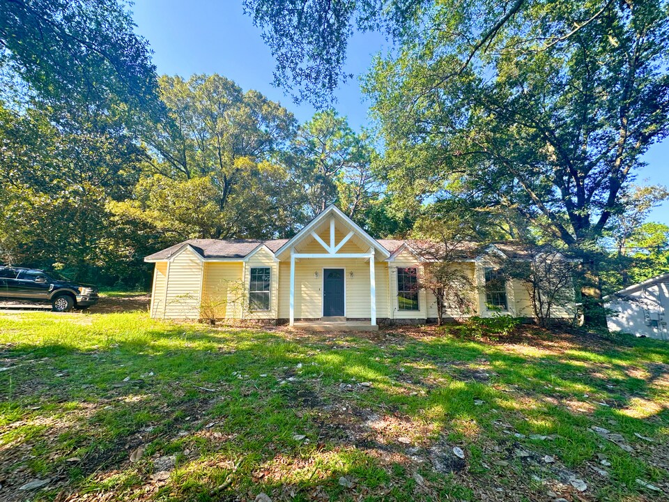 3650 Creek Dr in Mobile, AL - Building Photo