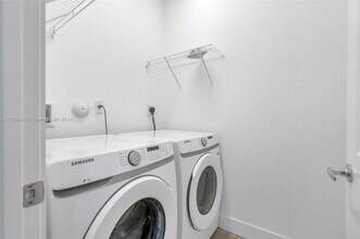 616 NW 15th Ave in Fort Lauderdale, FL - Building Photo - Building Photo