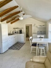 145 Ave L in Apalachicola, FL - Building Photo - Building Photo