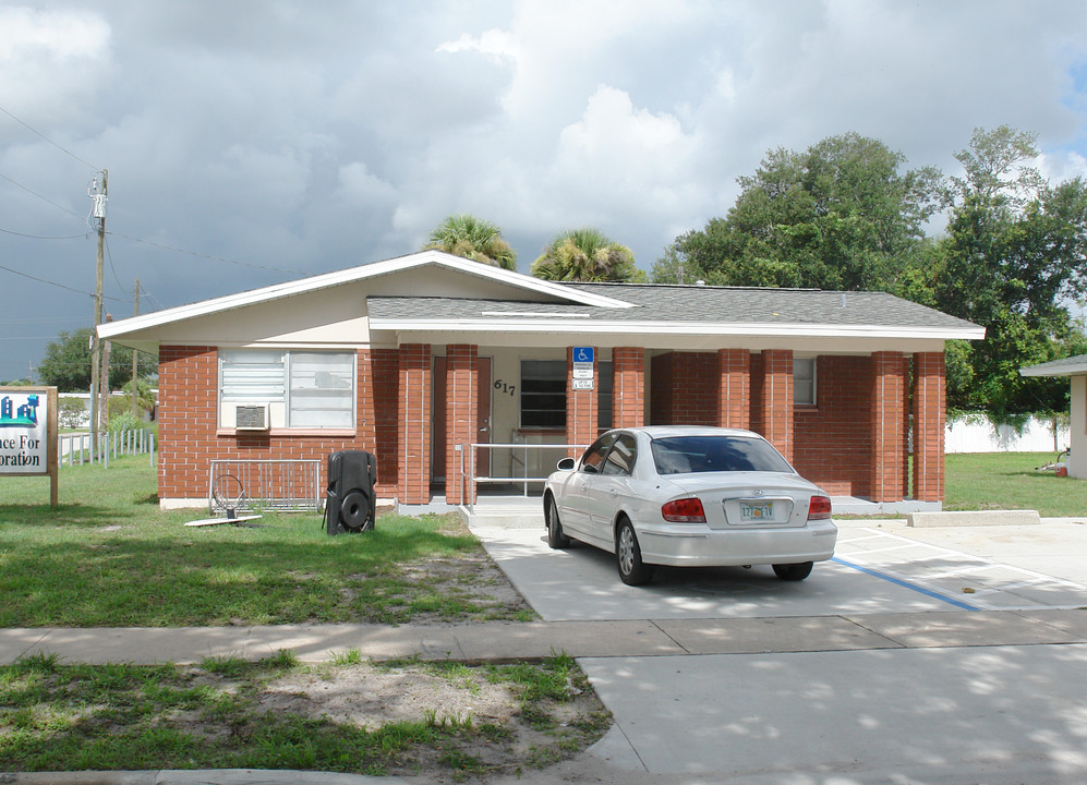 617 Johnson St in Cocoa, FL - Building Photo