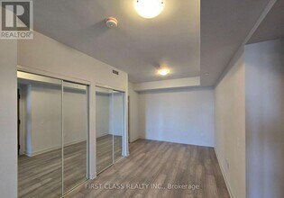 2920 Hwy 7 in Vaughan, ON - Building Photo - Building Photo