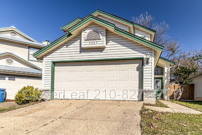 3207 Stoney Square in San Antonio, TX - Building Photo - Building Photo