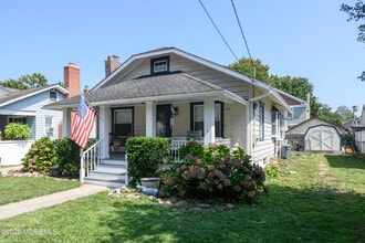 1314 Laurel Ave in Ocean Township, NJ - Building Photo - Building Photo