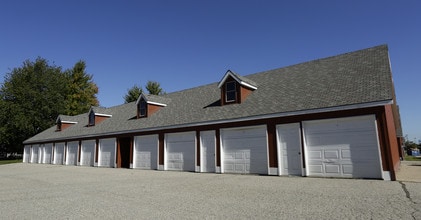 Brookmeadow Apartments in Grandville, MI - Building Photo - Building Photo