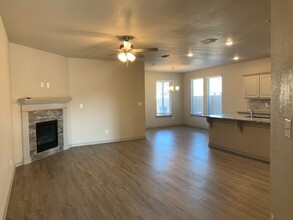 7012 22nd St in Lubbock, TX - Building Photo - Building Photo