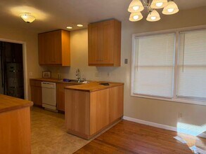 820 NW 28th St in Corvallis, OR - Building Photo - Building Photo