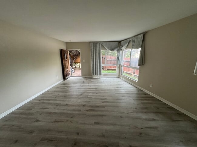 5401 W Olympic Blvd, Unit 1