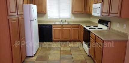 2434 S 83rd Dr in Tolleson, AZ - Building Photo - Building Photo