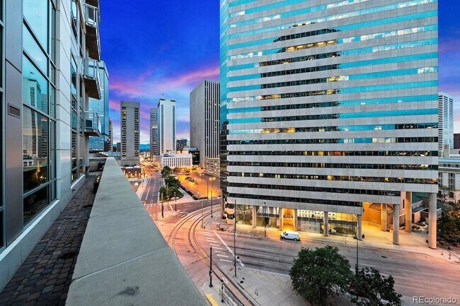 2001 Lincoln St, Unit 712 in Denver, CO - Building Photo - Building Photo