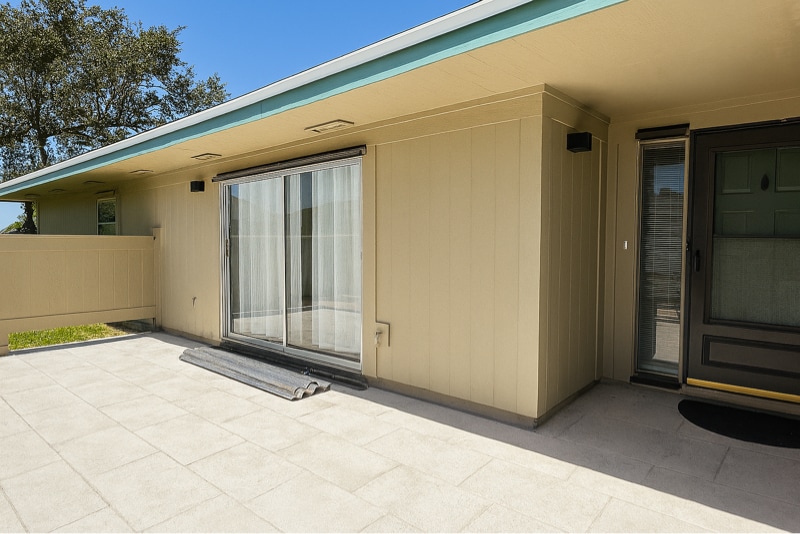 4055 NW Cinnamon Tree Cir in Jensen Beach, FL - Building Photo