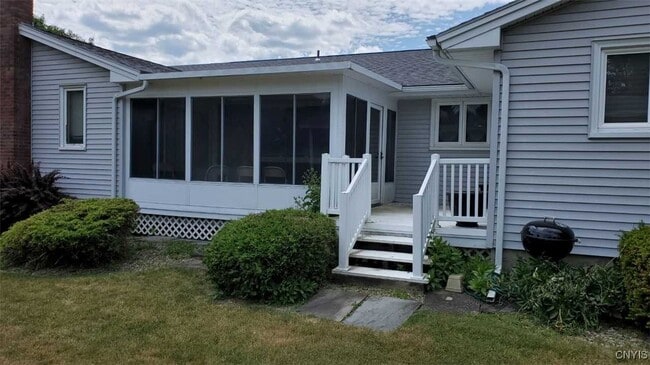 101 Britain Rd in Fayetteville, NY - Building Photo - Building Photo